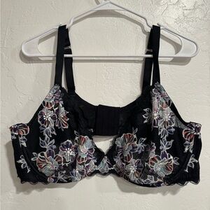 Savage bra size size 44 DD floral lace